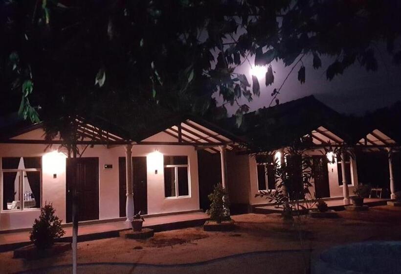 پانسیون Luna Beach