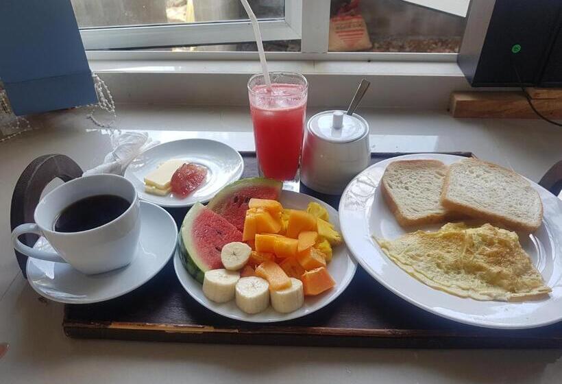 پانسیون Luna Beach