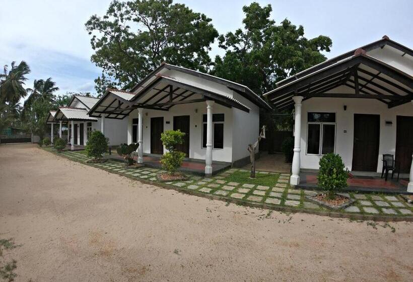 پانسیون Luna Beach