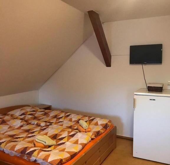 פנסיון Pod Smrcinou