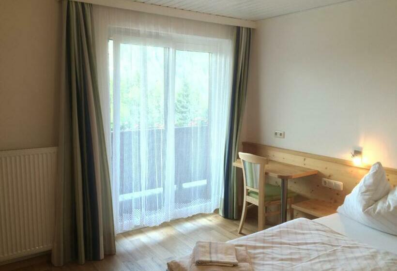 ユースホステル Gasthof Tennenblick