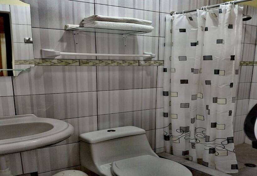 ユースホステル Sueño Tropical