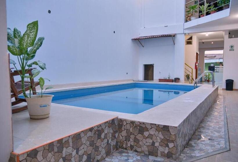 ユースホステル Sueño Tropical