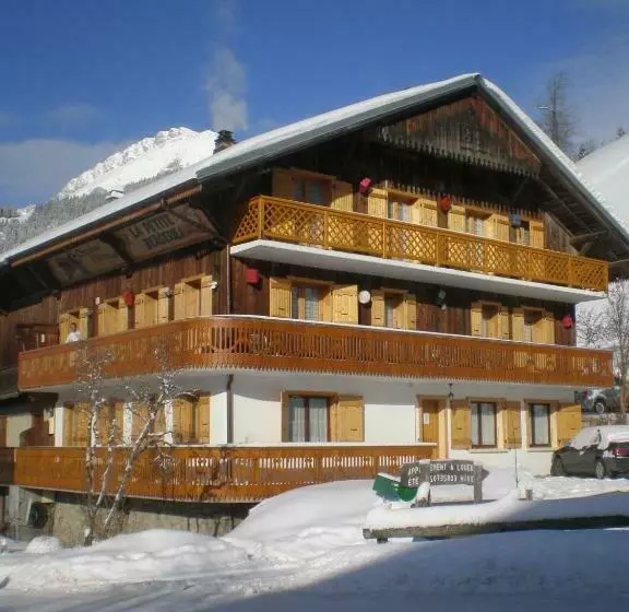 ベッドアンドブレックファースト Chambre D Hôte La Petite Bergerie