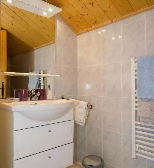 ベッドアンドブレックファースト Chambre D Hôte La Petite Bergerie