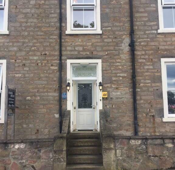 Bed and Breakfast Fraser House