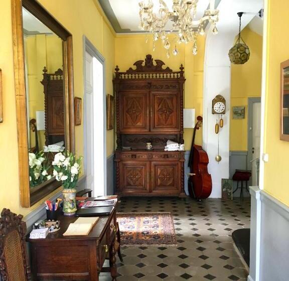 Bed and Breakfast La Maison Des Palmiers