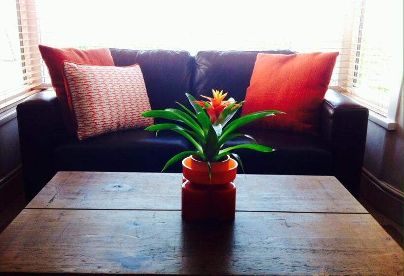 צימר Oystercatcher