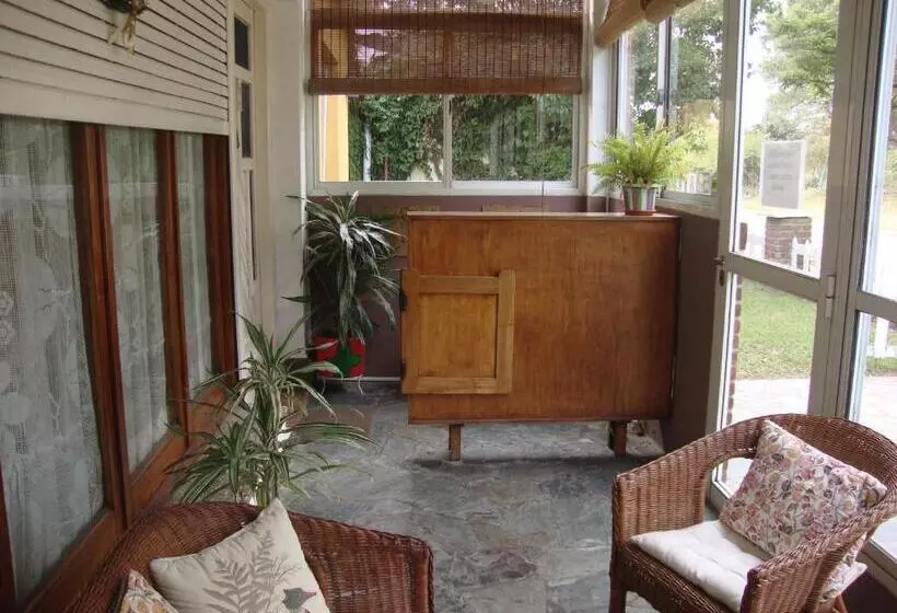 Hotelli Hospedaje Acacia