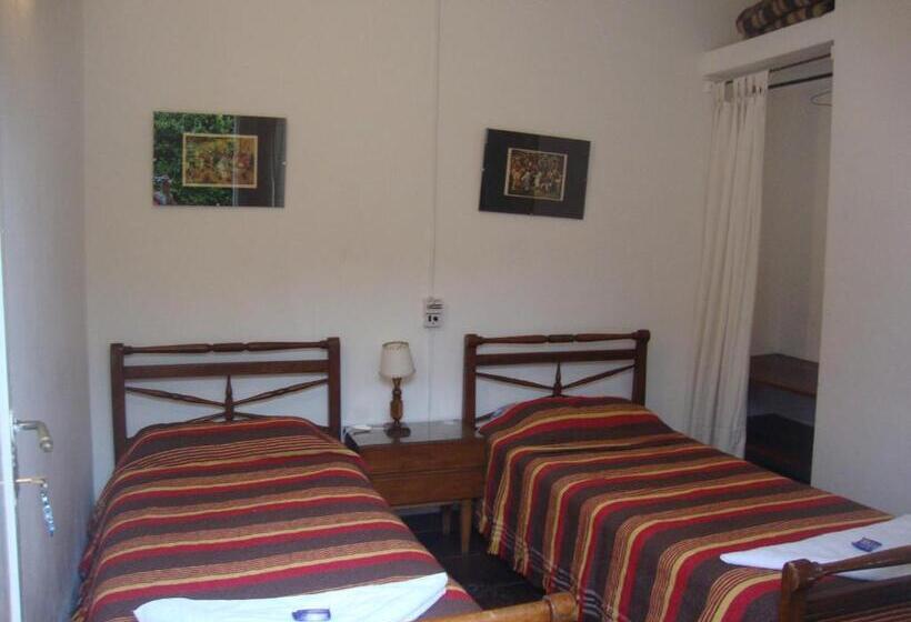 هتل Hospedaje Acacia