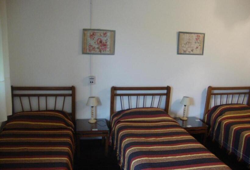 هتل Hospedaje Acacia