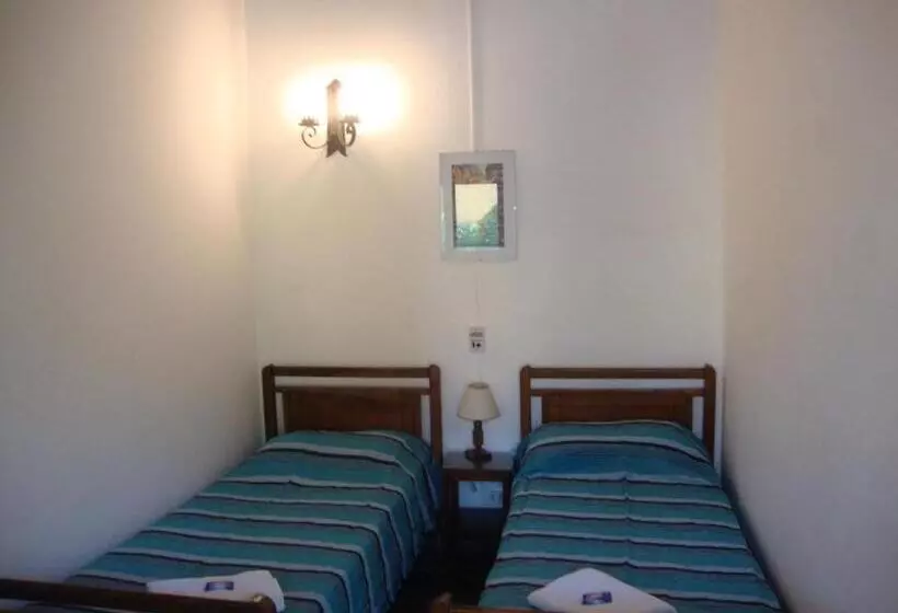 Hotelli Hospedaje Acacia