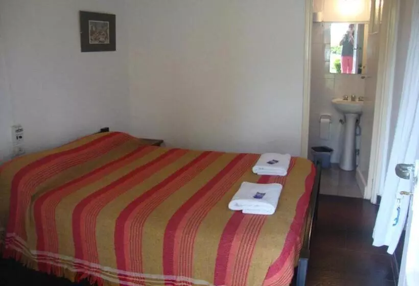 Hotelli Hospedaje Acacia