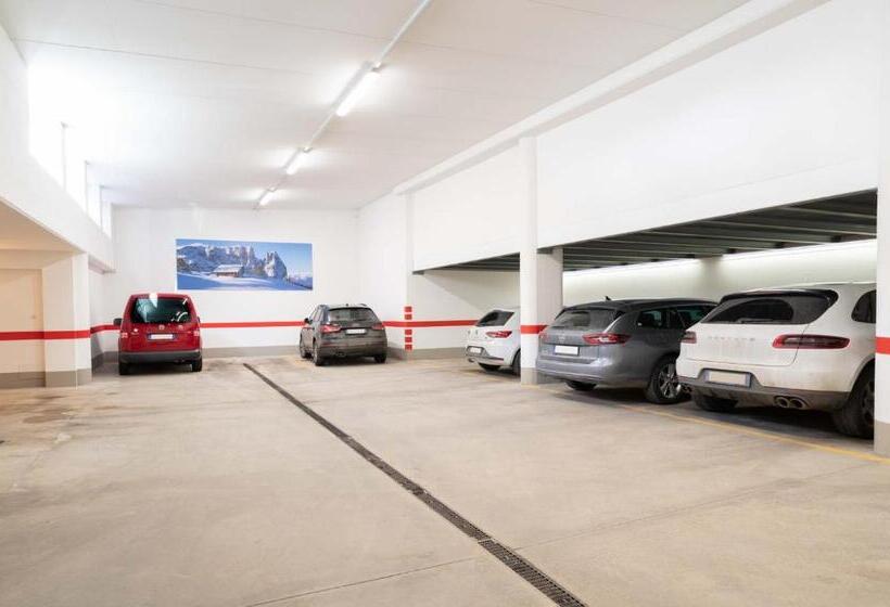 בית מלון כפרי Villa David Dolomites