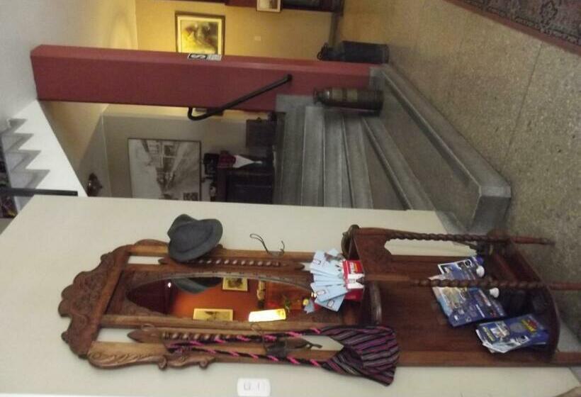 Pensão Hostal Gemina