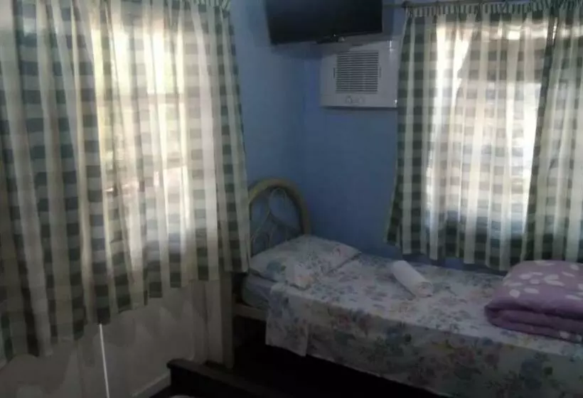 ペンション Pousada Luar E Serenata