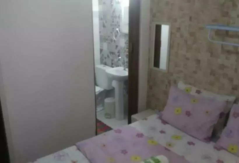 ペンション Pousada Luar E Serenata