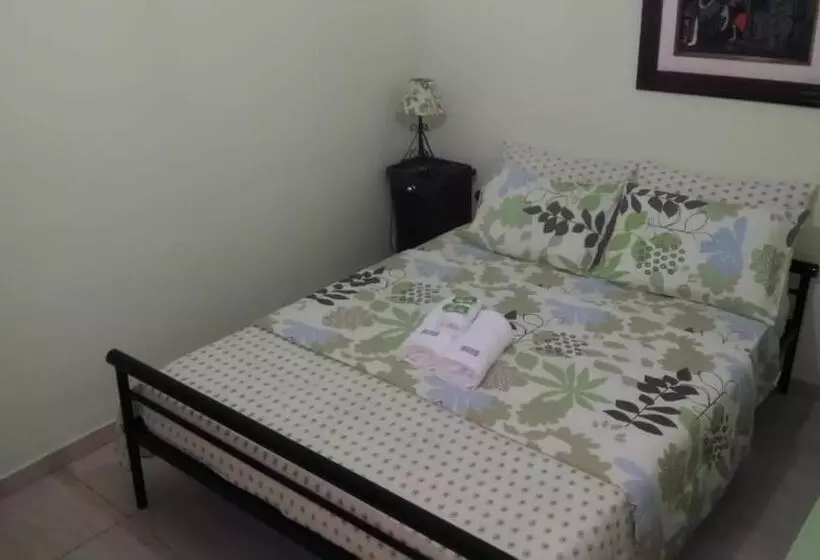 ペンション Pousada Luar E Serenata