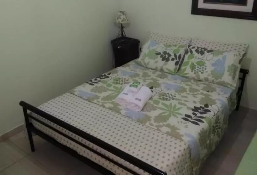 ペンション Pousada Luar E Serenata