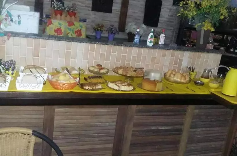 ペンション Pousada Luar E Serenata