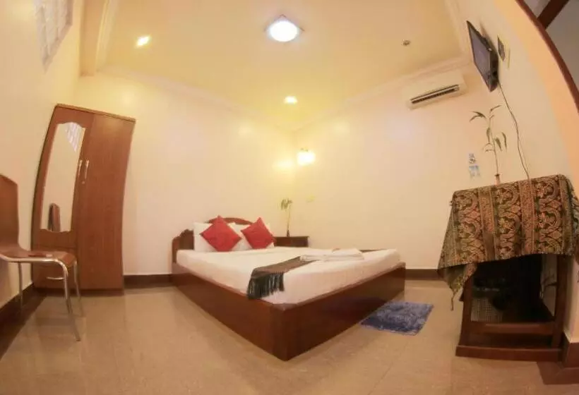 צימר Golden Noura Villa Pub & Restaurant