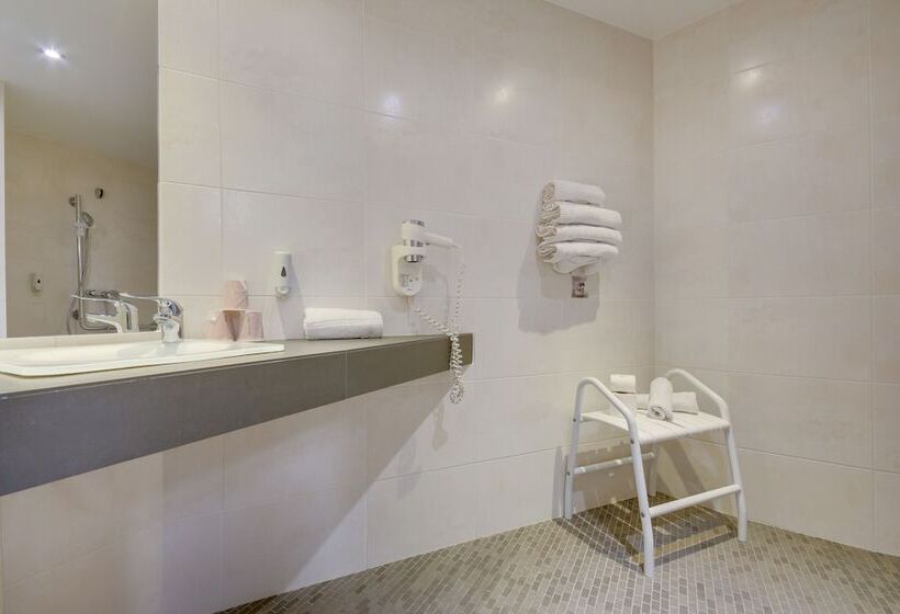 Brit Hotel Lille Centre