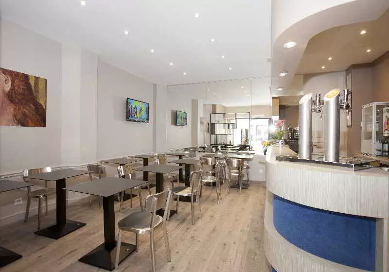 هتل Cecyl Reims Centre