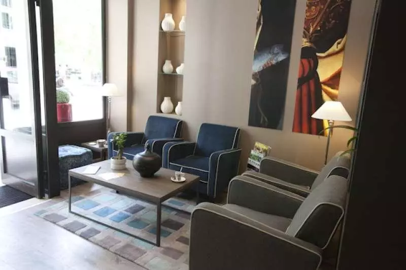 هتل Cecyl Reims Centre