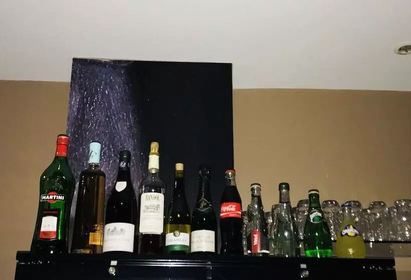 هتل Cecyl Reims Centre