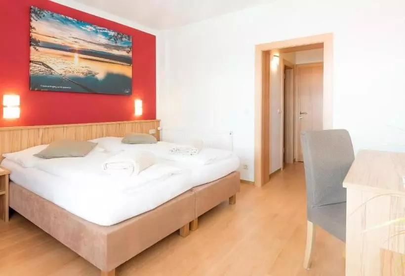 Otel Gasthof Menüwirt