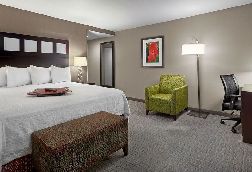 فندق Hampton Inn By Hilton Calgary Airport North