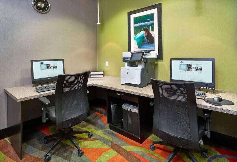 فندق Hampton Inn By Hilton Calgary Airport North