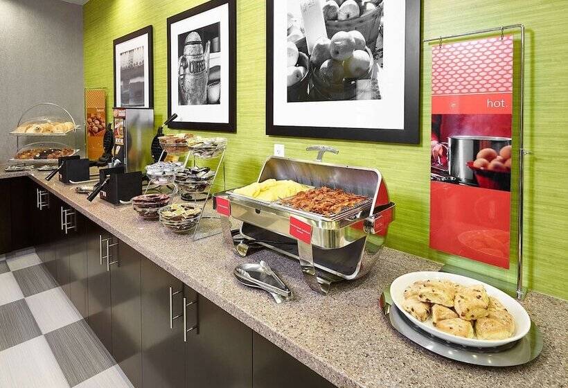 فندق Hampton Inn By Hilton Calgary Airport North