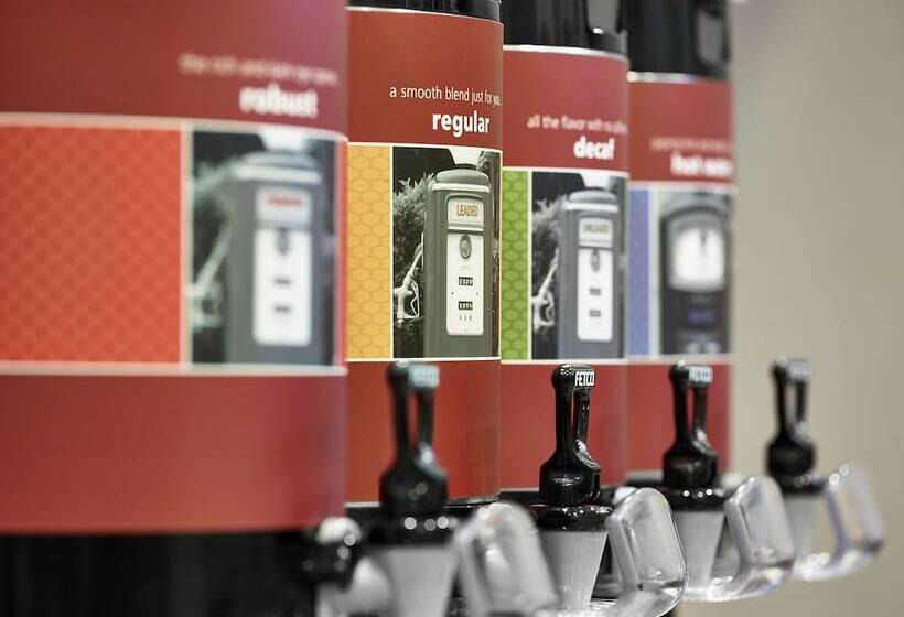 فندق Hampton Inn By Hilton Calgary Airport North