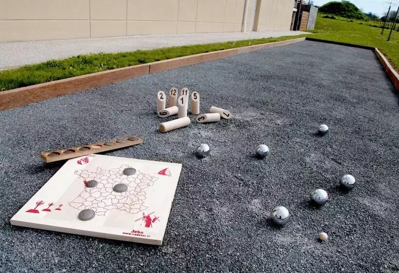 ホテル Ibis Les Herbiers