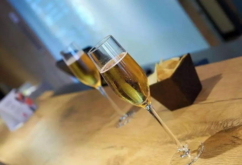 ホテル Ibis Les Herbiers