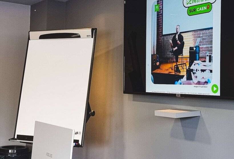 Отель Ibis Styles Caen Centre Gare