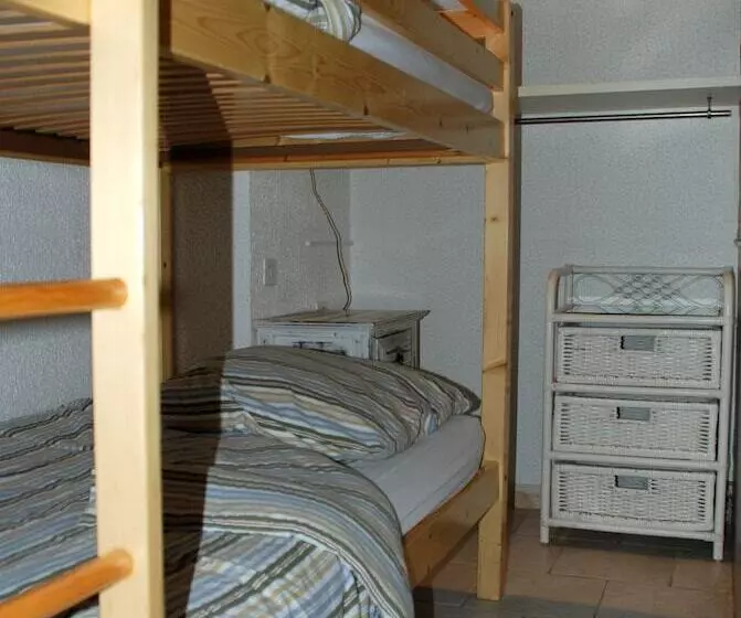 Отель L'orangeraie