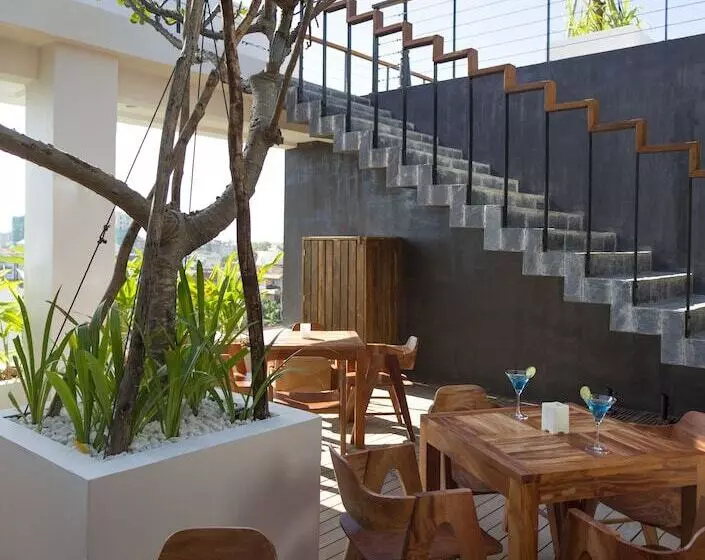 Patio Hotel & Urban Resort