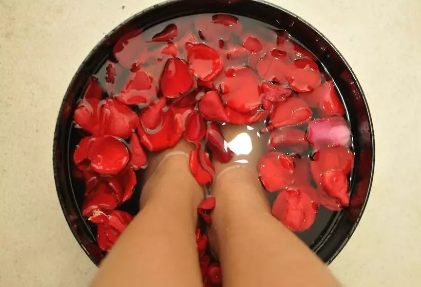 Patio Hotel & Urban Resort