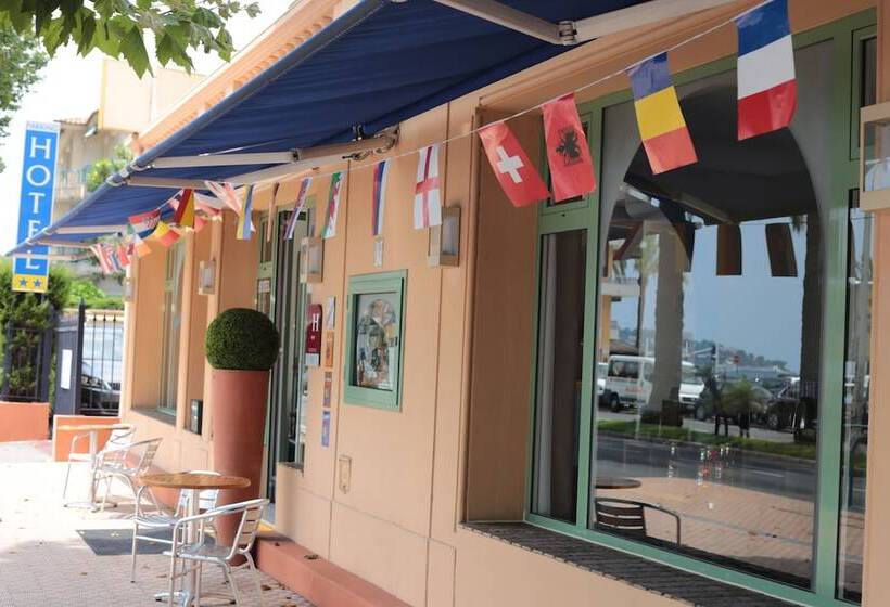 Отель Pavillon Imperial