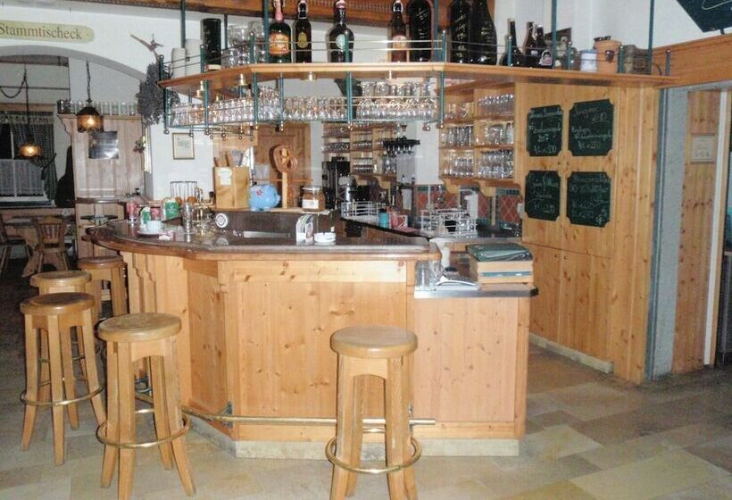 فندق Restaurant Moser Pöchlarn