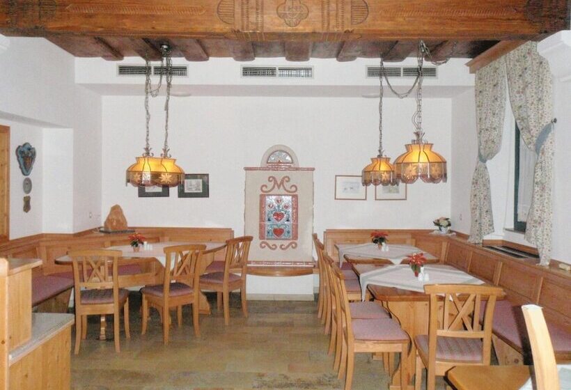 فندق Restaurant Moser Pöchlarn