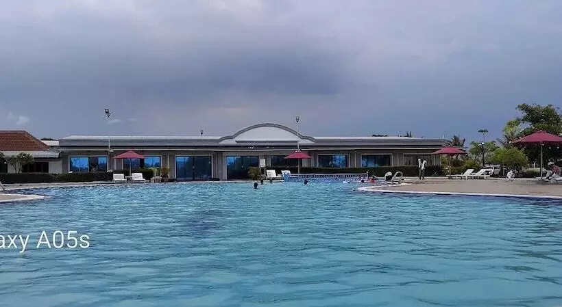 Rock Royal Hotel & Resort