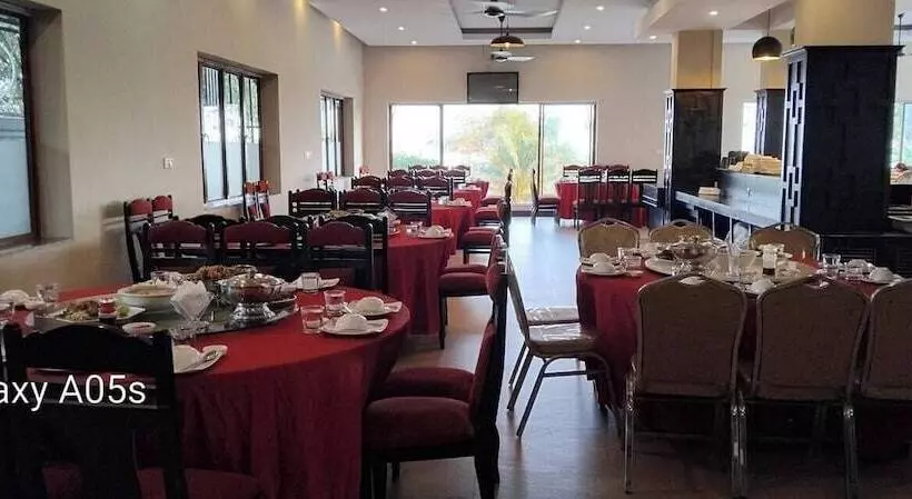 Rock Royal Hotel & Resort