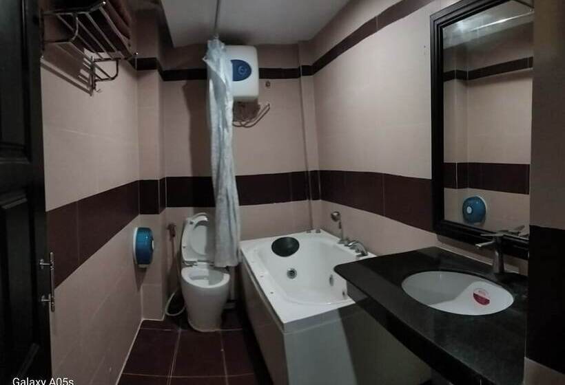 Rock Royal Hotel & Resort