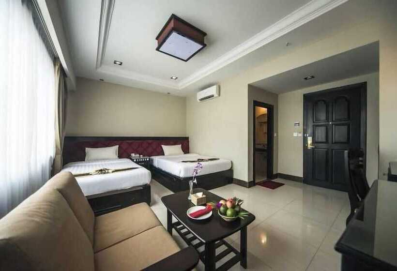 Rock Royal Hotel & Resort