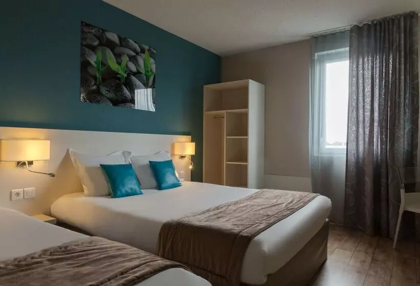 هتل The Originals City, Hôtel Des Lys, Dreux