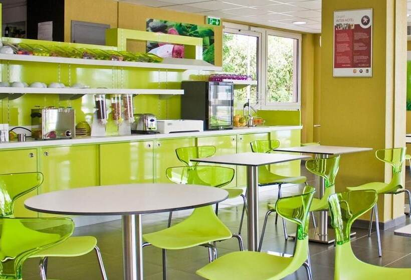 هتل The Originals City, Hôtel Des Lys, Dreux