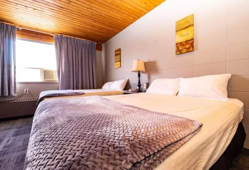 Мотель Vegreville Garden Inn